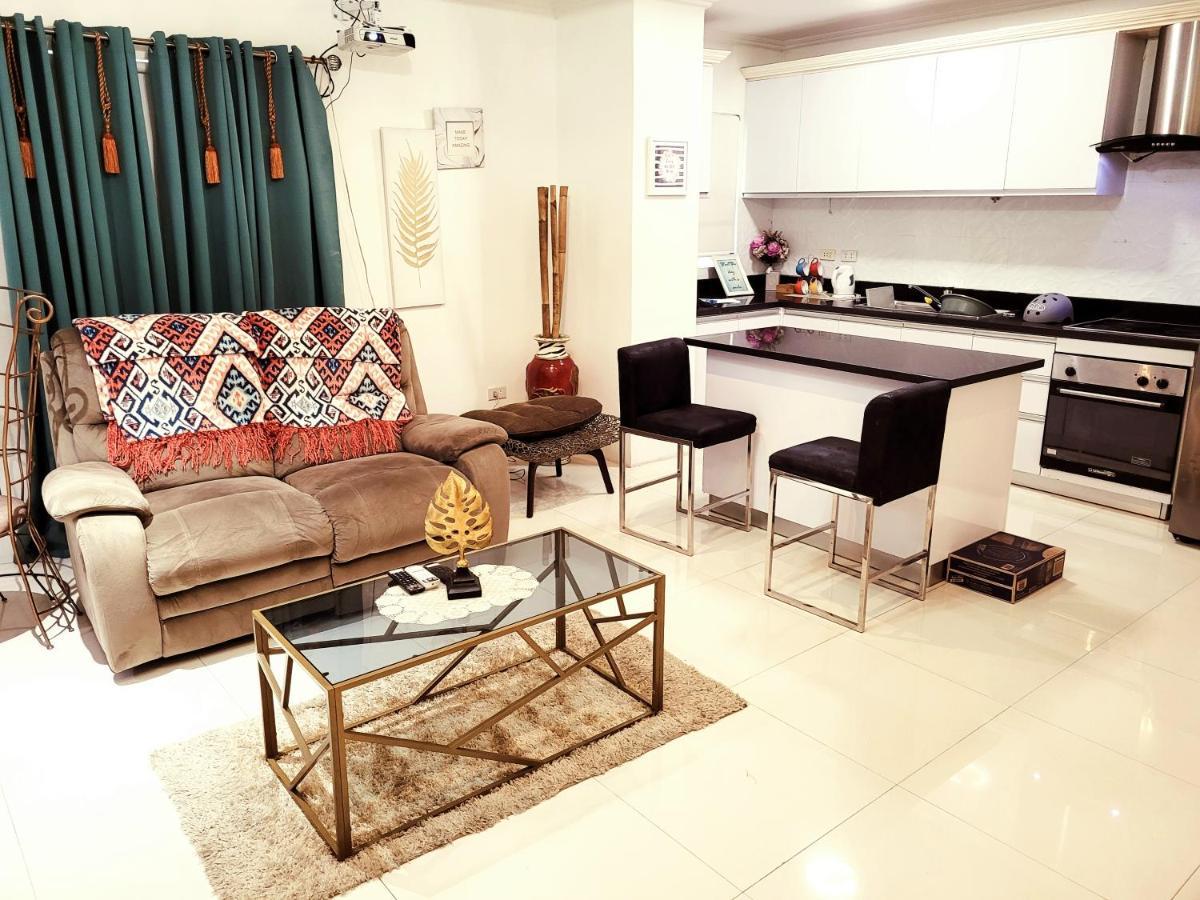 Lucky Suite Kandi 2 Bedrooms อังเฮเลส ภายนอก รูปภาพ