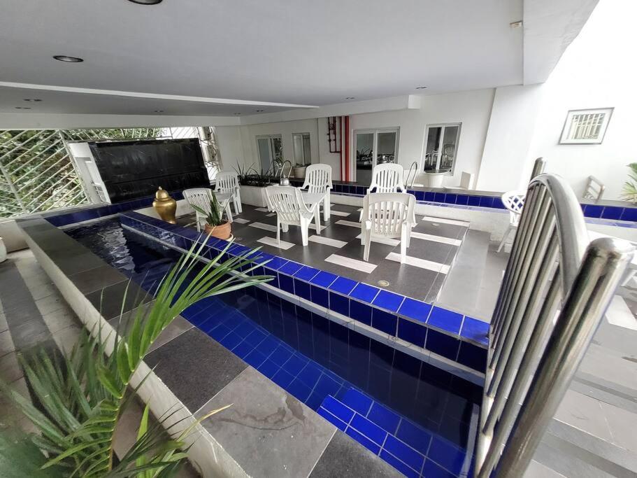 Lucky Suite Kandi 2 Bedrooms อังเฮเลส ภายนอก รูปภาพ