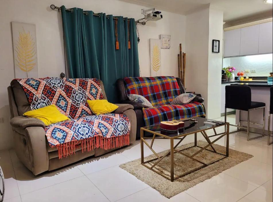 Lucky Suite Kandi 2 Bedrooms อังเฮเลส ภายนอก รูปภาพ